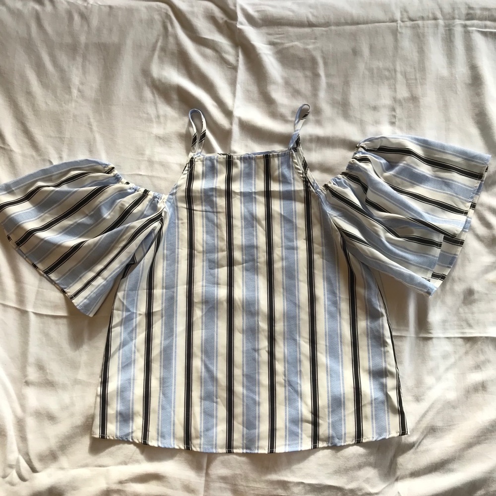 Cute top Crave Fame by Almost Famous